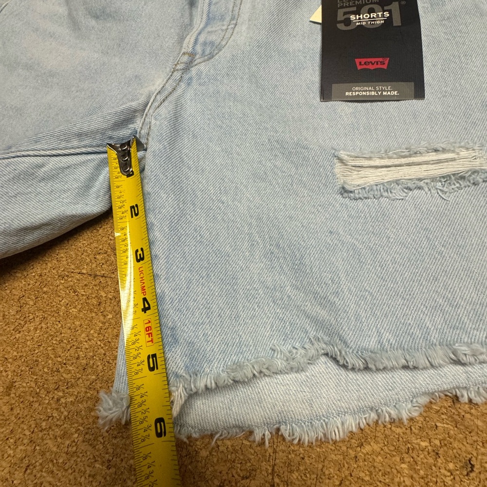 NWT Levi’s Premium 501 Women’s Mom’s Shorts 30 Button Fly 90s style High Rise F - Picture 10 of 14